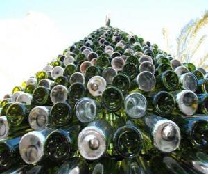 Puzzle Χριστουγεννιάτικο δέντρο από 5.000 ανακυκλωμένα μπουκάλια